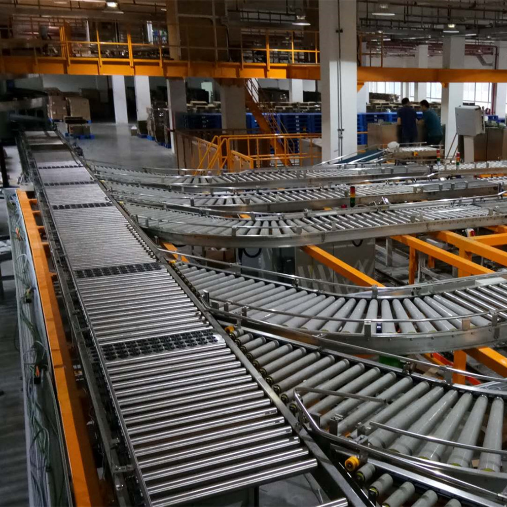 easily movable food grade roller conveyor for container loading and unloading