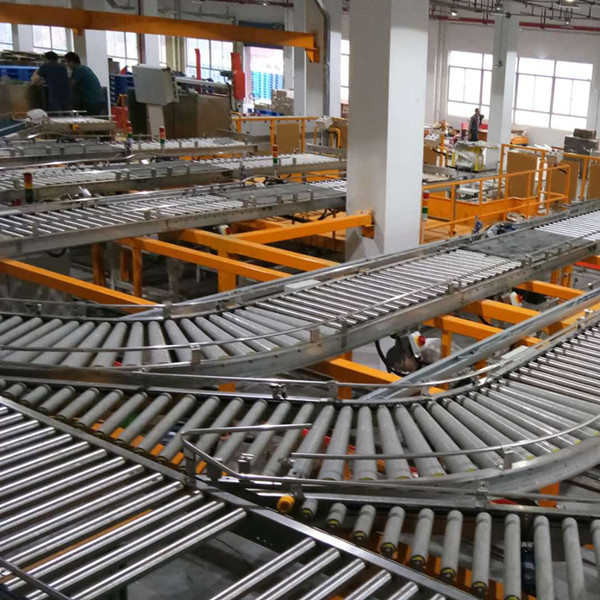 easily movable food grade roller conveyor for container loading and unloading
